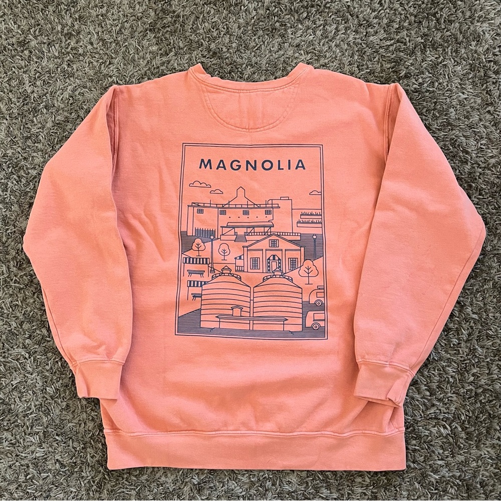Magnolia Waco TX Peach Salmon Orange Crewneck Size M
